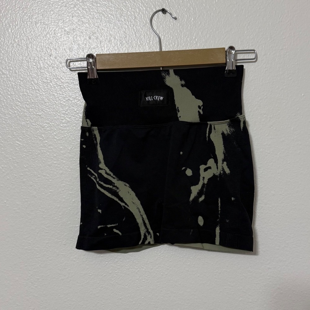 Kill Crew Size Medium Black Green Tie Dye Spandex Shorts Active Gym Hiking